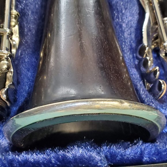Wood Vintage Selmer Clarinet with Case - Picture 7 of 12